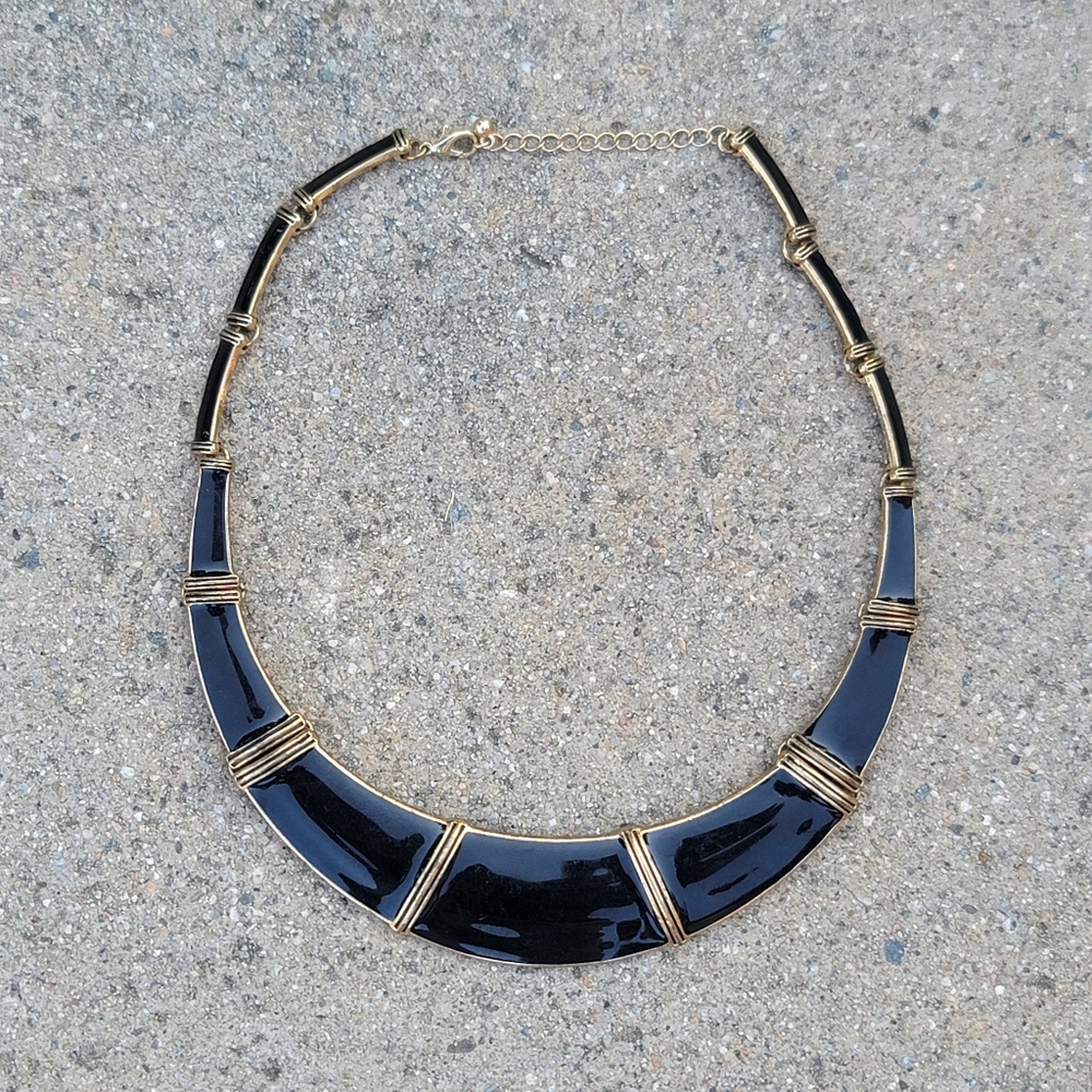 Vtg Black Enamel Gold Tone Cleopatra Choker Necklace